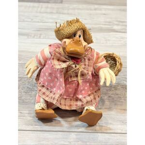Vintage Russ "Eliza Ducklittle" figurine from "The Country Folks" collection 199